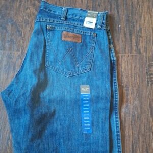 Wrangler Relaxed Fit Blue Denim Jeans with Back Pocket Patch